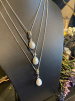Afbeelding in Gallery-weergave laden, Bridal pearl  (clip)
