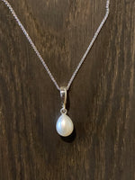 Afbeelding in Gallery-weergave laden, Bridal pearl  (clip)
